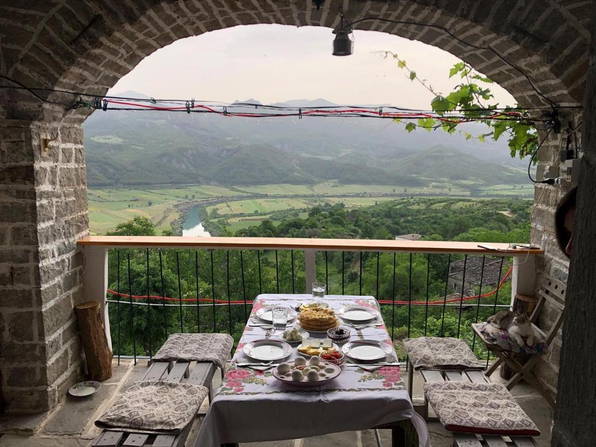 Traditional Guesthouse Përmet Екстериор снимка