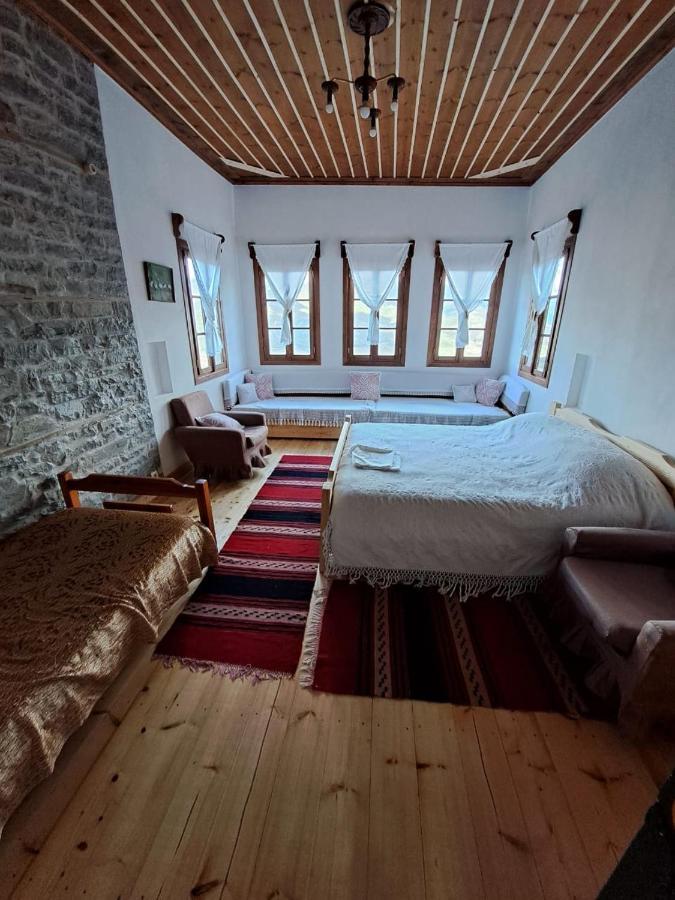 Traditional Guesthouse Përmet Екстериор снимка
