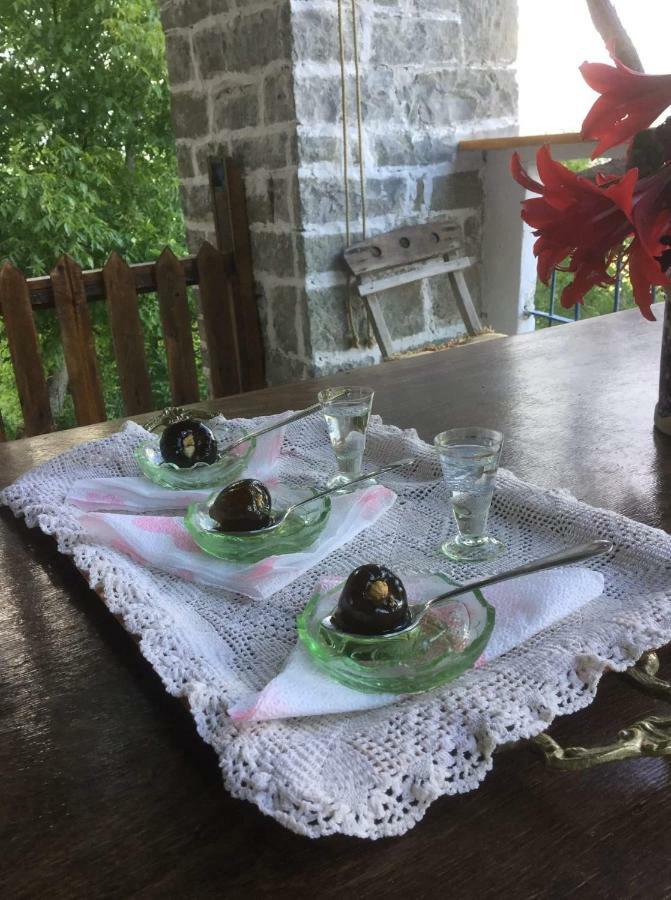 Traditional Guesthouse Përmet Екстериор снимка